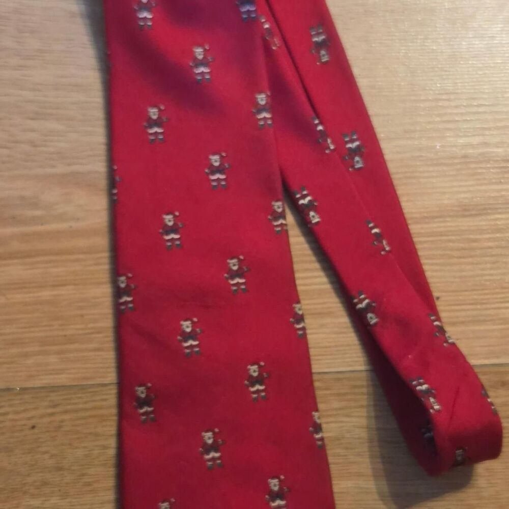 Vintage John Henry 100% Silk Red Santa Claus Holiday Tie USA preppy gorpcore